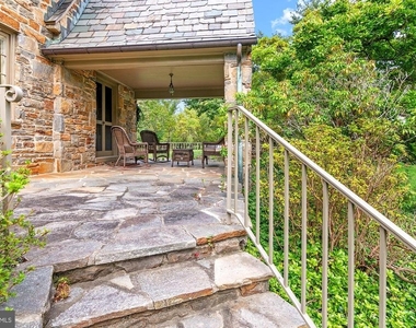 7704 Crossland Road - Photo Thumbnail 54