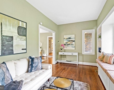 7704 Crossland Road - Photo Thumbnail 10