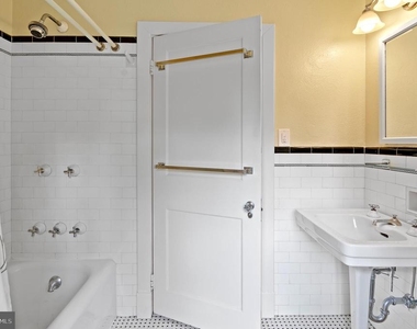 7704 Crossland Road - Photo Thumbnail 32