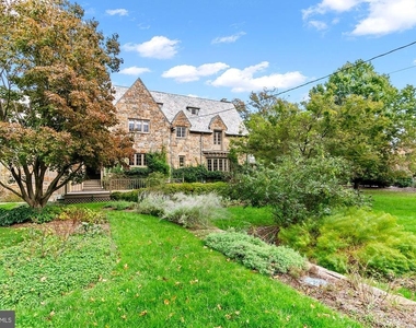 7704 Crossland Road - Photo Thumbnail 59