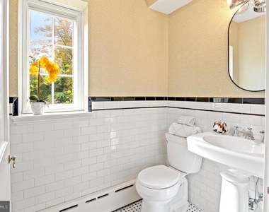 7704 Crossland Road - Photo Thumbnail 22