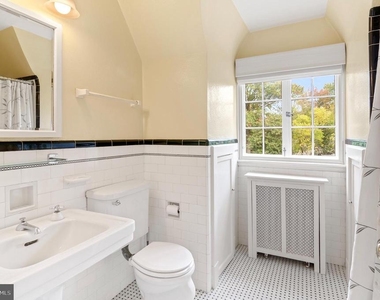 7704 Crossland Road - Photo Thumbnail 40