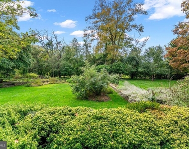 7704 Crossland Road - Photo Thumbnail 67