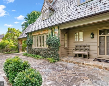 7704 Crossland Road - Photo Thumbnail 1