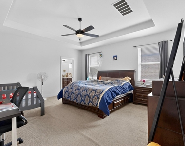1312 Westborough Ln - Photo Thumbnail 14
