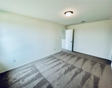 13501 Martha Washington Pl - Photo Thumbnail 4