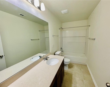 13501 Martha Washington Pl - Photo Thumbnail 12
