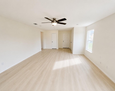 13501 Martha Washington Pl - Photo Thumbnail 21