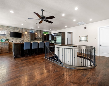 3304 Blue Jay Ln - Photo Thumbnail 14