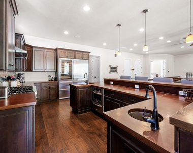 3304 Blue Jay Ln - Photo Thumbnail 9