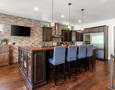 3304 Blue Jay Ln - Photo Thumbnail 6