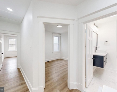 2320 W Lexington Street - Photo Thumbnail 13