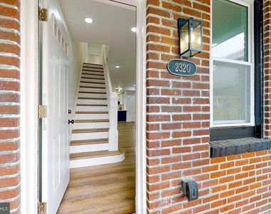 2320 W Lexington Street - Photo Thumbnail 1