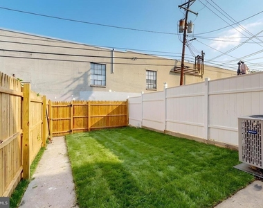 2320 W Lexington Street - Photo Thumbnail 32
