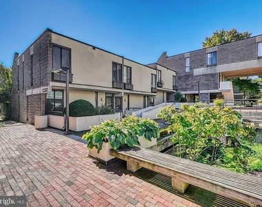 2311 Pennyroyal Terrace - Photo Thumbnail 4