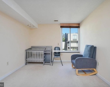 2311 Pennyroyal Terrace - Photo Thumbnail 15