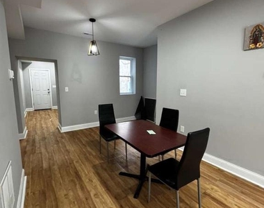 621 Denison Street - Photo Thumbnail 2
