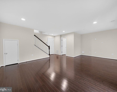 1169 Carinoso Circle - Photo Thumbnail 43