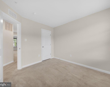 1169 Carinoso Circle - Photo Thumbnail 36