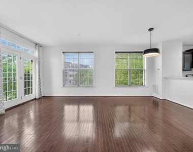 1169 Carinoso Circle - Photo Thumbnail 8
