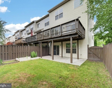 1169 Carinoso Circle - Photo Thumbnail 49