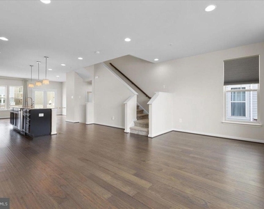 7210 Hartley Lane - Photo Thumbnail 7