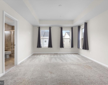 7210 Hartley Lane - Photo Thumbnail 17