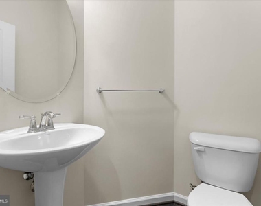 7210 Hartley Lane - Photo Thumbnail 12