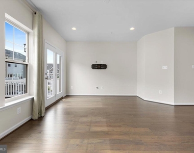7210 Hartley Lane - Photo Thumbnail 14