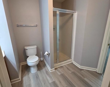 2441 Blue Spring Court - Photo Thumbnail 12