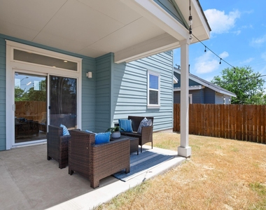 1809 Chestnut - Photo Thumbnail 26