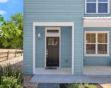 1809 Chestnut - Photo Thumbnail 27