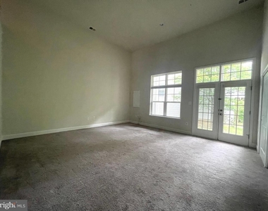7805 Loblolly Way - Photo Thumbnail 18
