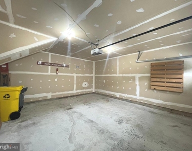 7805 Loblolly Way - Photo Thumbnail 22