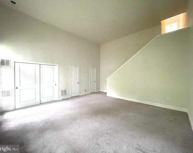 7805 Loblolly Way - Photo Thumbnail 19