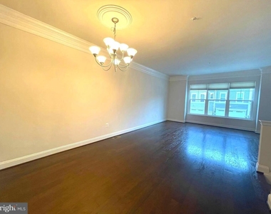7805 Loblolly Way - Photo Thumbnail 1