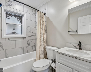 105 Dinsmore Avenue - Photo Thumbnail 28