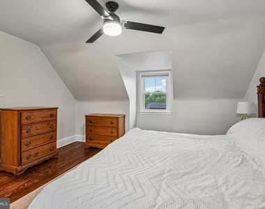 105 Dinsmore Avenue - Photo Thumbnail 19