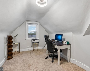 105 Dinsmore Avenue - Photo Thumbnail 16