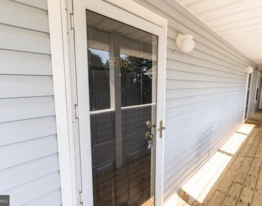 3500 Sanibel Circle - Photo Thumbnail 5