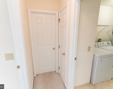 3500 Sanibel Circle - Photo Thumbnail 30