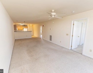 3500 Sanibel Circle - Photo Thumbnail 11