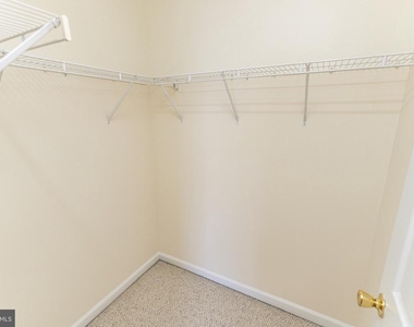 3500 Sanibel Circle - Photo Thumbnail 29