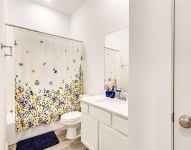 833 Whitetail Dr - Photo Thumbnail 32