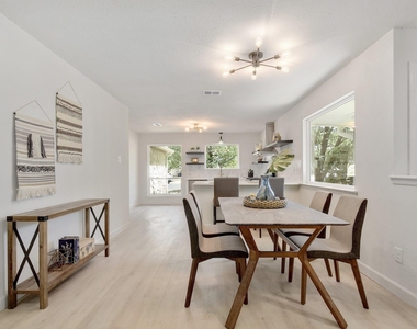 4011 Eskew Dr - Photo Thumbnail 3