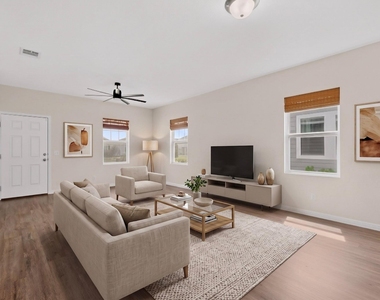 12713 Robert Taft St - Photo Thumbnail 5