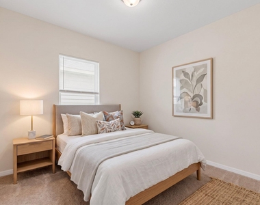 12713 Robert Taft St - Photo Thumbnail 30