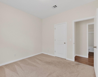12713 Robert Taft St - Photo Thumbnail 31