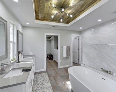 713 Nomad Dr - Photo Thumbnail 10