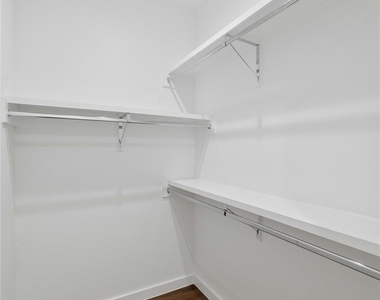 3809 Valley View Rd - Photo Thumbnail 19